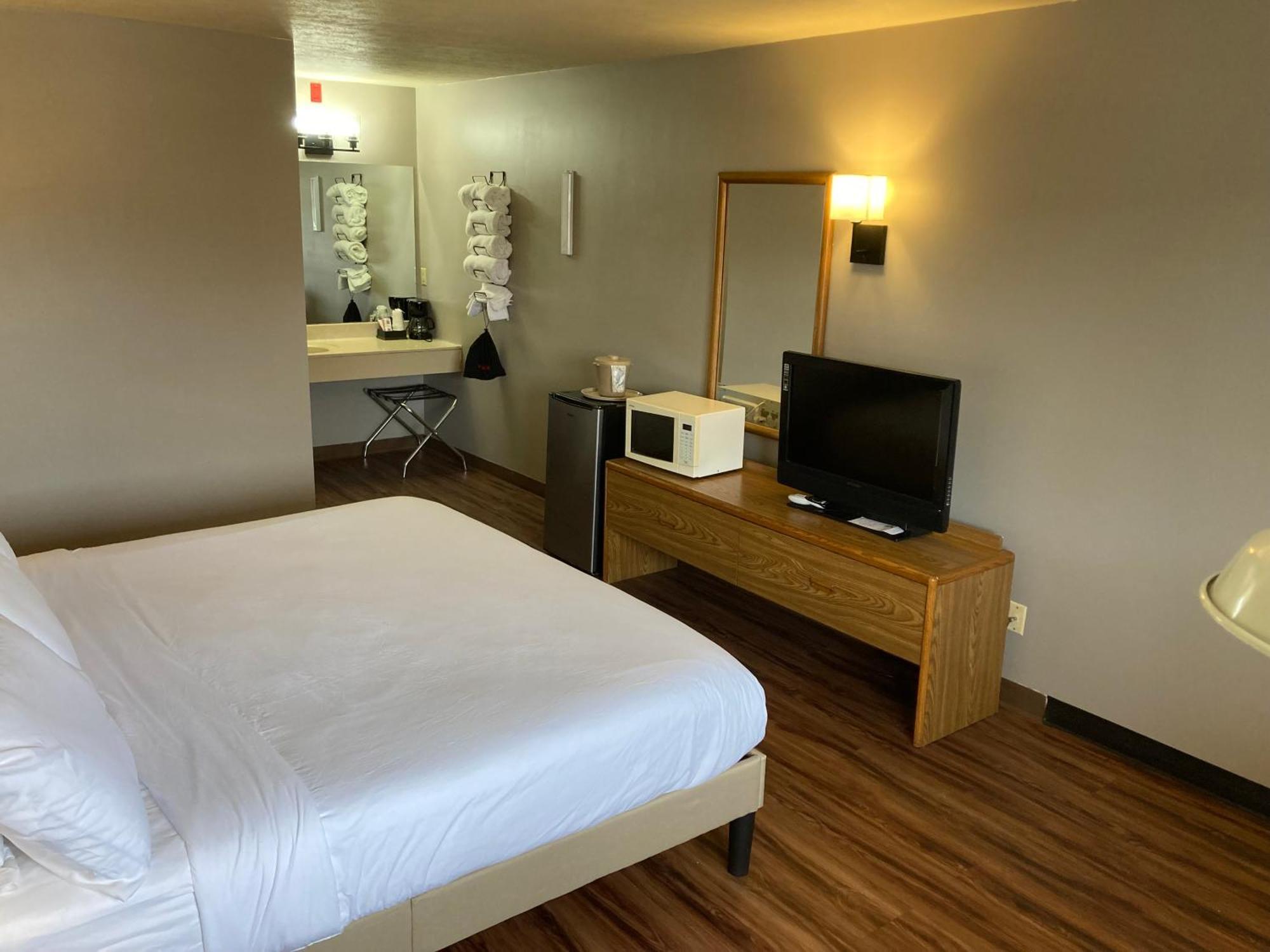 Valley Inn And Suites French Lick Extérieur photo